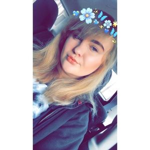 Meet your Posher, Addie